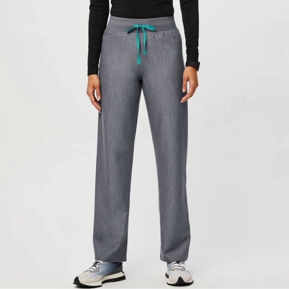 FIGS Livingston Women’s Basic Scrub Pants Graphite Sz Med Nursing Technician - Picture 1 of 11
